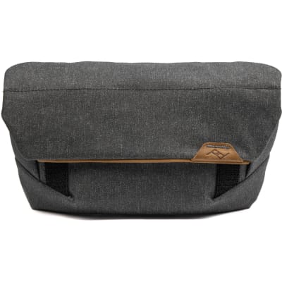 PEAK DESIGN FIELD POUCH V2 CHARCOAL BP-CH-2