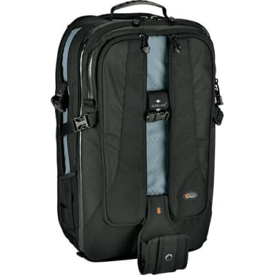 LOWEPRO VERTEX 300 AW (BLACK)